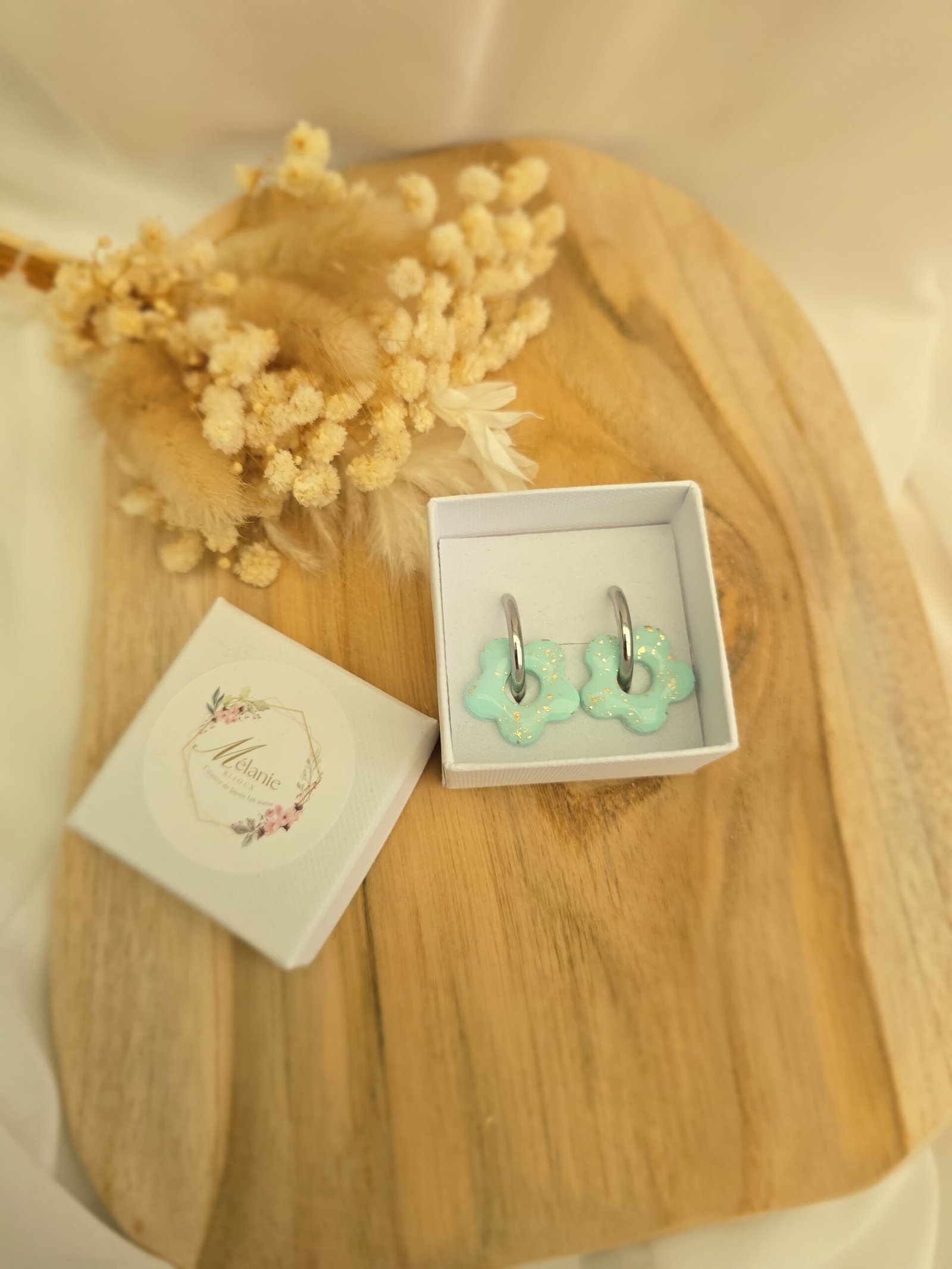 1000071816 pampilles fleur vert menthe à l’eau pour créoles boucles d’oreilles