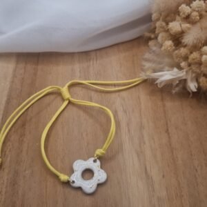 Bracelet Léana Vanille blanc et jaune avec fleur en pâte polymère