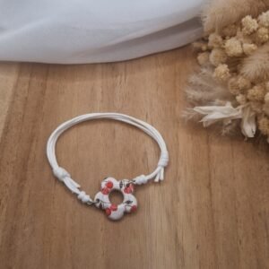 Bracelet Léana Cerise en cordon blanc et fleur en pâte polymère