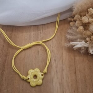 Bracelet Léana Soleil jaune avec fleur en pâte polymère pailletée